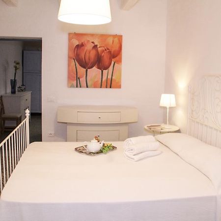 Апартаменты Abitare Il Borgo Piazza Del Popolo Кастаньето-Кардуччи Экстерьер фото